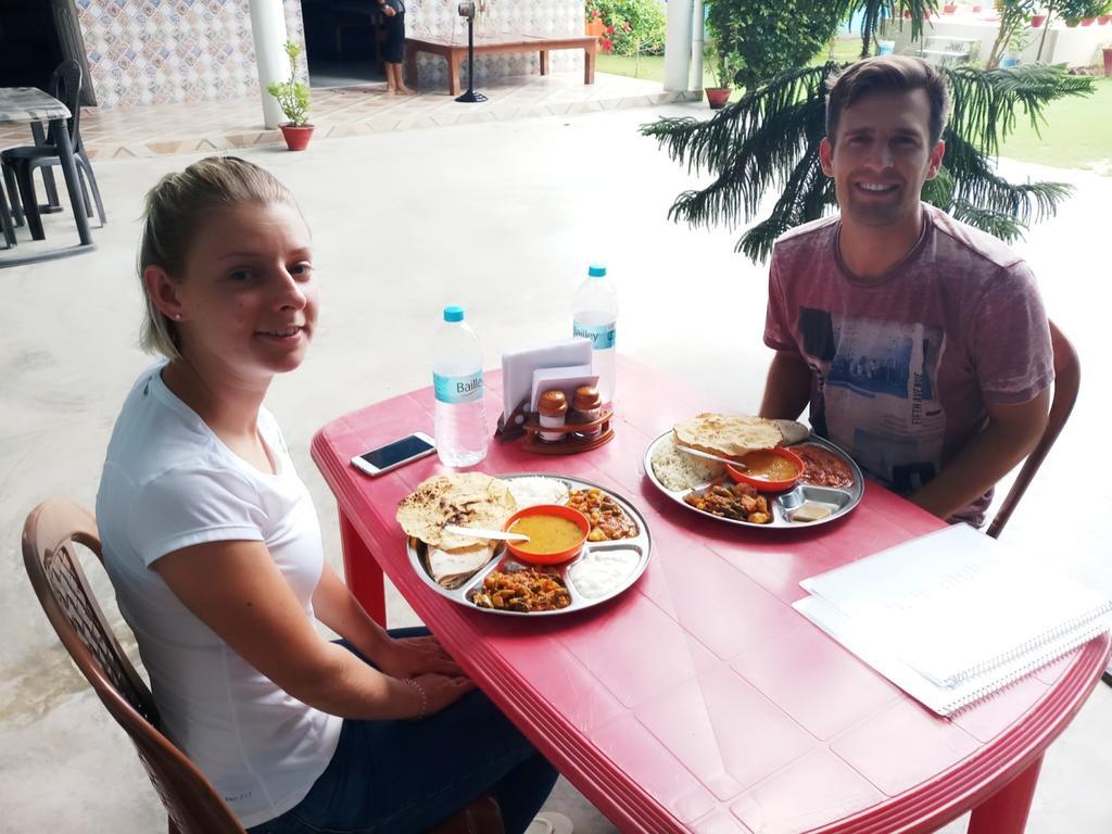 Sri Yoga Mandir Otel Varanasi Dış mekan fotoğraf