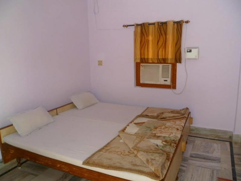 Sri Yoga Mandir Otel Varanasi Dış mekan fotoğraf